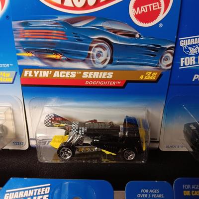 6 SEALED HOT WHEELS