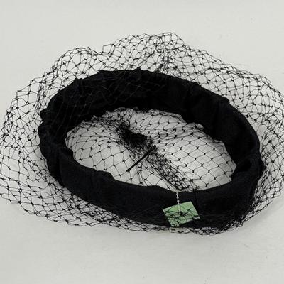 Two VIntage Ladies Hats with hat box