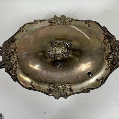 Meriden Silver Plate Oval Lidded Tureen Serving Bowl