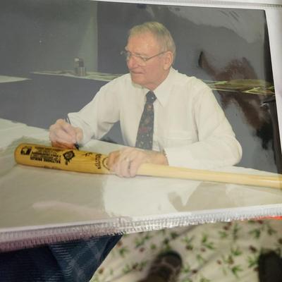 Baltimore Orioles 40 Anniversary 1994 Bat Signed Earl Weaver Frank Robinson Reggie Jackson Luis Aparicio Jim Palmer Eddie Murray Brooks...