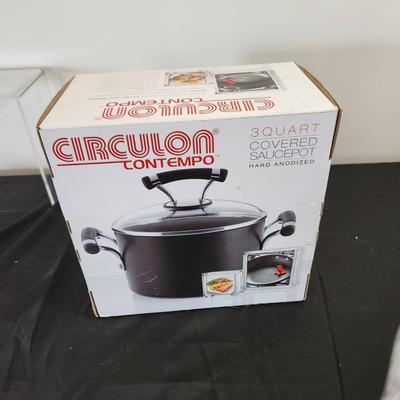 Circulon 3 quart Cover Saucepot New