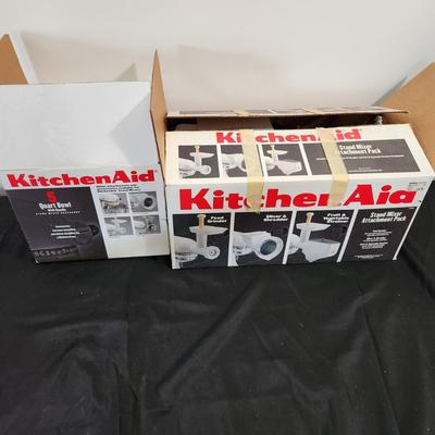 Kitchen Aid Lot 5 Qt Bowl , Stand Mixer Attachment Pack