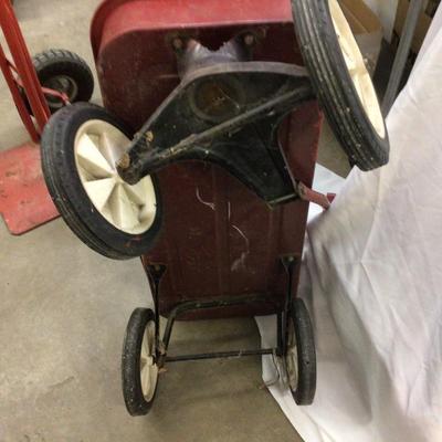Vintage Metal Red Wagon.