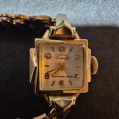 Vintage Sessions 17 Jewels women's Wristwatch -
