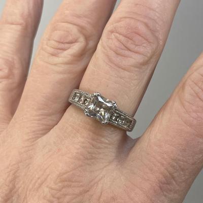 CZ Sterling silver Ring 8.5