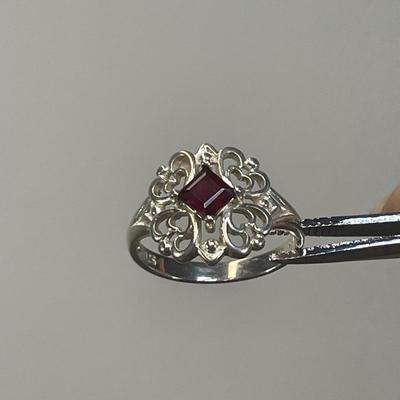 Red stone Sterling silver filagree Ring 8