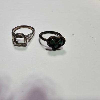 Two vintage rings - one marked 850