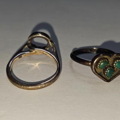 Two vintage rings - one marked 850