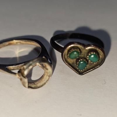 Two vintage rings - one marked 850