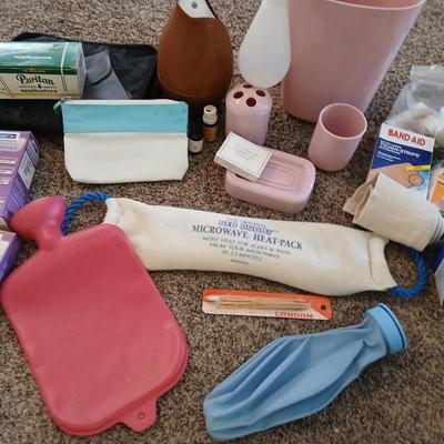Hygiene and bath items - Pink bathroom accessories - First aid items -Diffuser and much more!