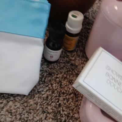 Hygiene and bath items - Pink bathroom accessories - First aid items -Diffuser and much more!