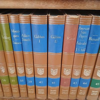 Britannica Great Books of the Western World (1964) - Complete Set of 54 with bookshelf!