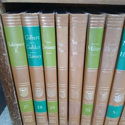 Britannica Great Books of the Western World (1964) - Complete Set of 54 with bookshelf!