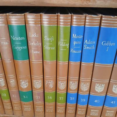 Britannica Great Books of the Western World (1964) - Complete Set of 54 with bookshelf!