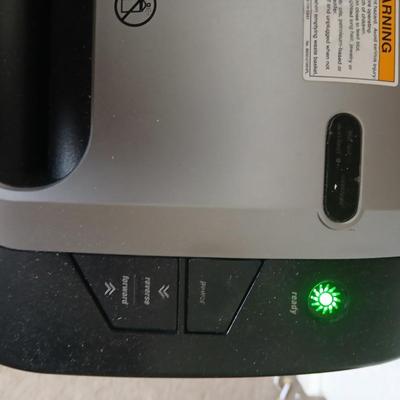 Nice big ROYAL 1620MX working crosscut paper shredder machine