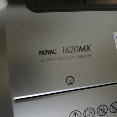 Nice big ROYAL 1620MX working crosscut paper shredder machine