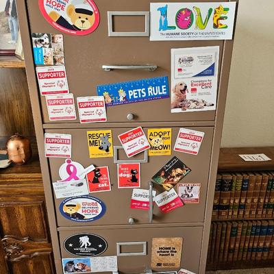 Sears Metal file Cabinet with 3 boxes of file folders