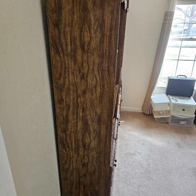 Nice sturdy bookshelf with under-storage. They don't make them like this anymore!!