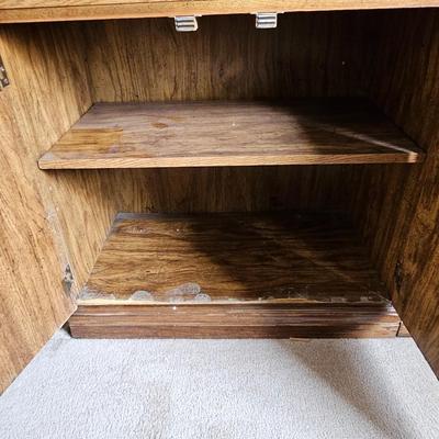 Nice sturdy bookshelf with under-storage. They don't make them like this anymore!!