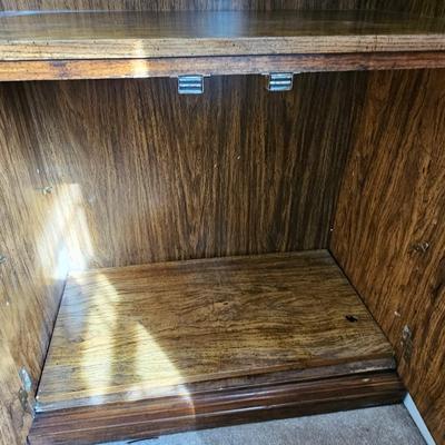 Nice sturdy bookshelf with under-storage. They don't make them like this anymore!!