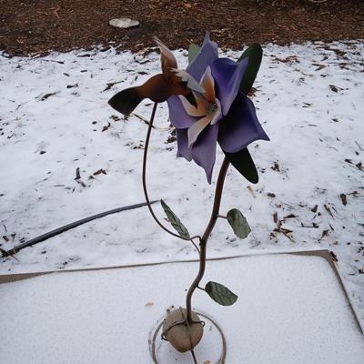 Metal yard art Hummingbird and a Columbine flower, Two of Colorado's Best!