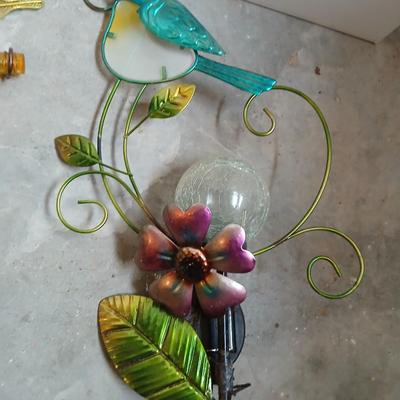 Two yard art stakes - Hummingbird and dragon fly Solar light decor