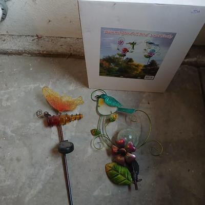 Two yard art stakes - Hummingbird and dragon fly Solar light decor