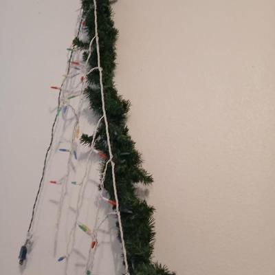 LARGE over 35" Christmas wreath, with two strands of garland and two strands of multi color Icicle lights