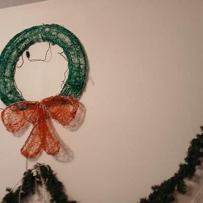 LARGE over 35" Christmas wreath, with two strands of garland and two strands of multi color Icicle lights