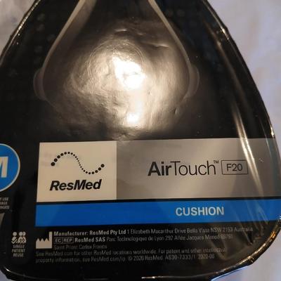 Two Medium AirTouch ResMed F20 cushions with one hose SEALED BRAND NEW