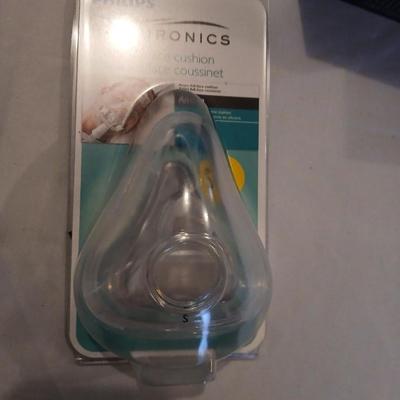 Two Phillips Respironics full face cushion BRAND NEW SEALED PACKAGES