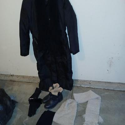 Nice full length Tommy Hilfighter Coat with winterwear and size 8.5M women's MIA boots.