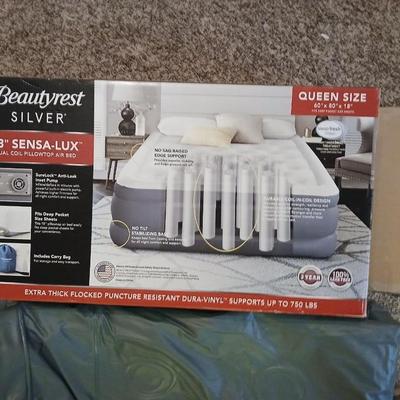 Queen sized Sensa-Lux Dual coil pillowtop air bed / air mattress