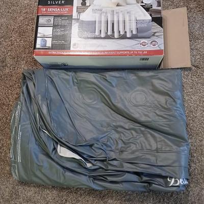Queen sized Sensa-Lux Dual coil pillowtop air bed / air mattress