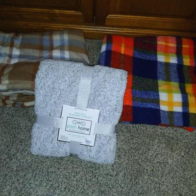 Three throw blankets / two snap arounds and a new Posh Home 50x60 Sherpa throw