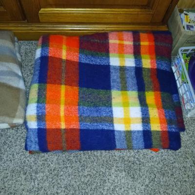 Three throw blankets / two snap arounds and a new Posh Home 50x60 Sherpa throw