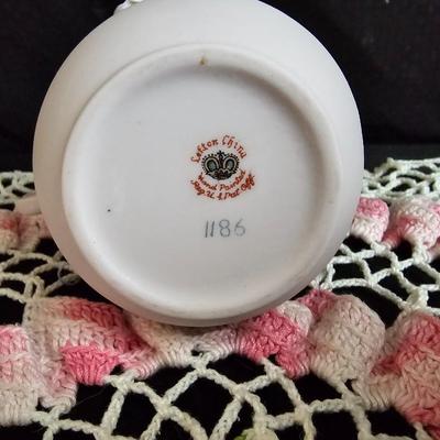 Elegant vintage Hand-painted Lefton China vase with hand knitted doily