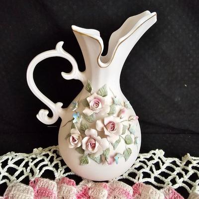 Elegant vintage Hand-painted Lefton China vase with hand knitted doily