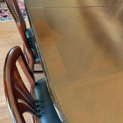 Dining Table & Chairs