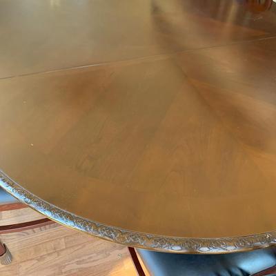 Dining Table & Chairs