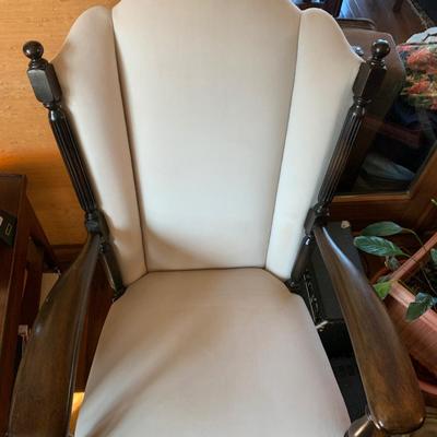 Casual Chair - Nic Wide Arm Rests