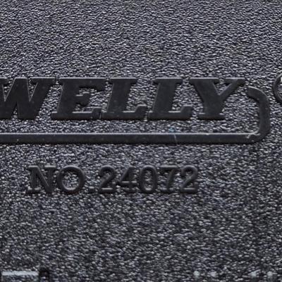 LOT 7: Welly 1965 Buick Riviera Gran Sport; Scale 1/24 Red Diecast Vintage Model Car and Classic Car Books