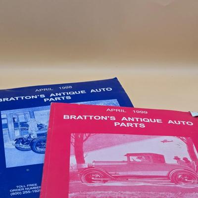 LOT 7: Welly 1965 Buick Riviera Gran Sport; Scale 1/24 Red Diecast Vintage Model Car and Classic Car Books