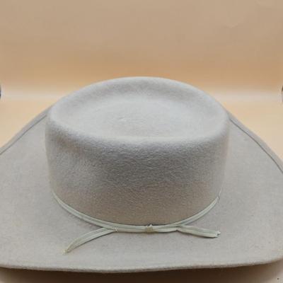LOT 8: Light Colored Stetson Cowboy Hat: 100% Wool, sz. 7 1/8