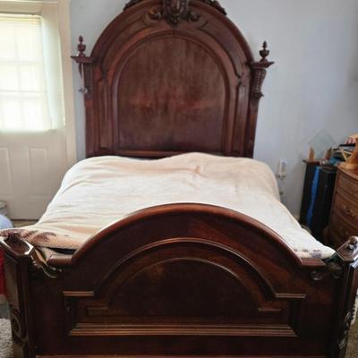 LOT 10: Antique Solid Wood Bed w/Ornate Details