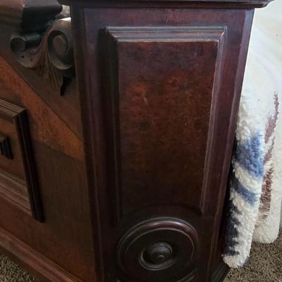 LOT 10: Antique Solid Wood Bed w/Ornate Details