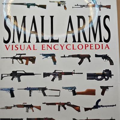 LOT 22: Small Arms Visual Encyclopedia, Gun Trader's Guide 42nd Edition, Gun Trader's Guide 41st Edition, Standard Catalog of...