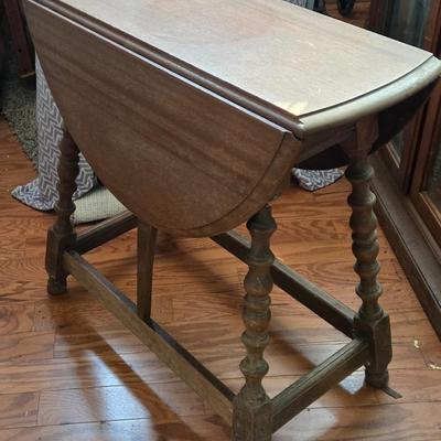 LOT 24: Ready for Upcycling: Drop Leaf Table, Round 2 Tier Table & Small Book Shelf