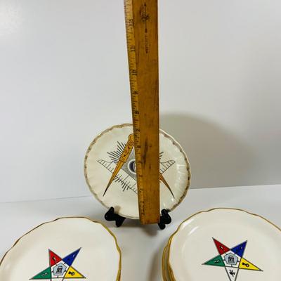 LOT 26: Antique History of Freemasonry and Concordant Orders Book & Small Freemason Dishes