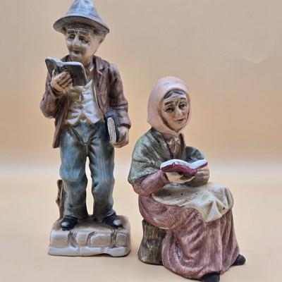 LOT 27: Vintage Norleans Figurines